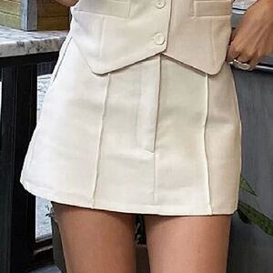 Commense Beige Mini Skirt Classic A-Line Design‎ Versatile Wardrobe Essential XS